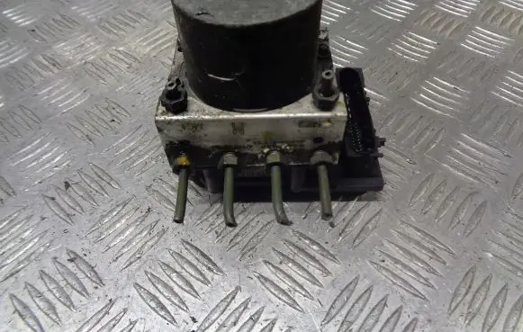Nissan Almera Tino ABS Pump 0265800331