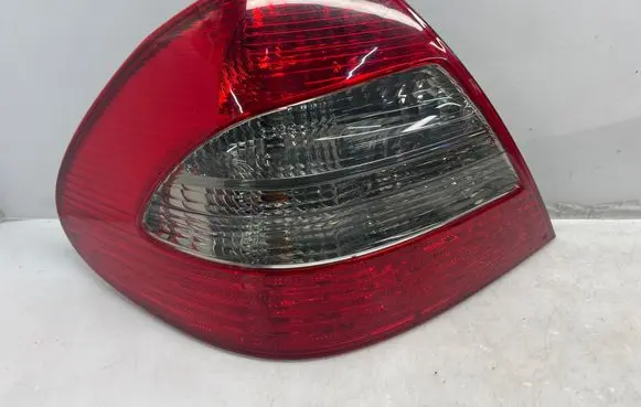 Mercedes-Benz E W211 Rear/tail lights A2118202364