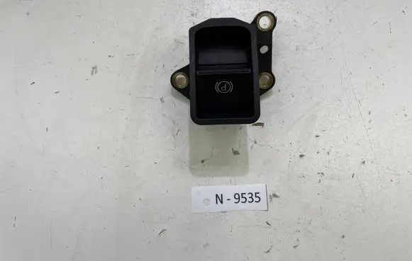 Toyota Avensis T270 Hand parking brake switch 