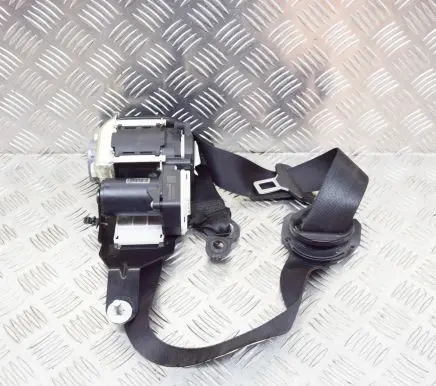 Mercedes-Benz CLS C218 X218 Front seatbelt A2128609285 620048100