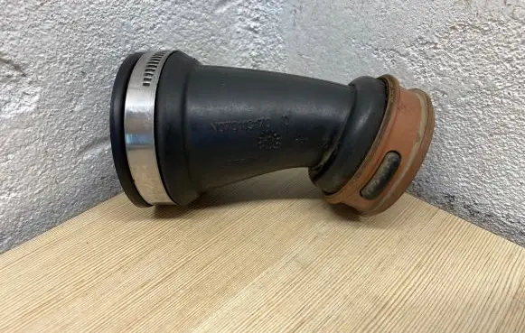 Ford Mondeo MK IV Intercooler hose/pipe N07011C170