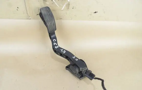 Citroen C2 Accelerator throttle pedal 9646702180 7177 031124