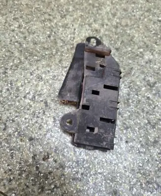 BMW Z3 E36 ABS pump bracket 13937820