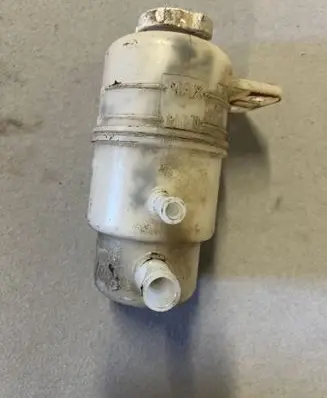 Mitsubishi Outlander Power steering fluid tank/reservoir