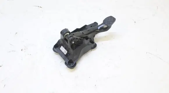 Volkswagen Polo VI Pedal assembly 2Q1721058F