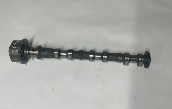 Dodge Durango III Camshaft 05048043AB 05048044AB