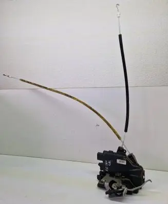 Audi A6 S6 C5 4B Rear door lock 4B0839015G