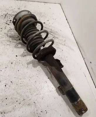 BMW 1 E81 E87 Front shock absorber with coil spring 6768915 V1036TB
