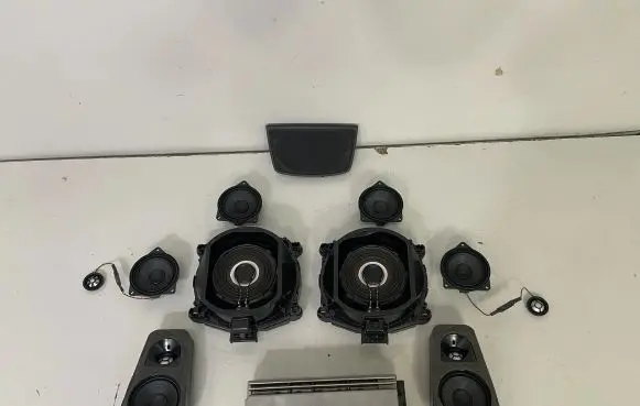BMW X5 E70 Audio system kit 9221624 9141501