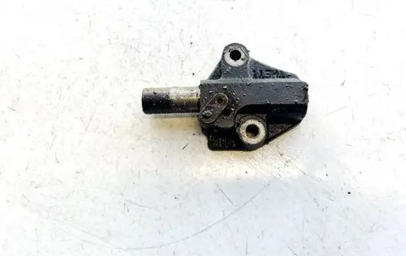 Hyundai Sonata Slide rail for timing chain a13042704