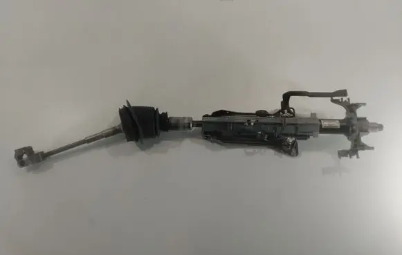 BMW 3 E90 E91 Steering wheel axle 881401084515