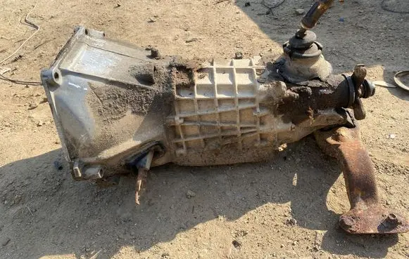Lada Niva Manual 4 speed gearbox 4171830