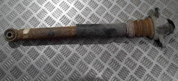 Volkswagen Jetta V Rear shock absorber/damper