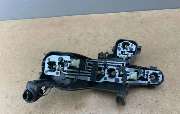 BMW 5 E60 E61 Tail light bulb cover holder 6923306 63216923306 15823803
