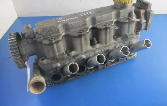 Opel Corsa B Engine head 90400110