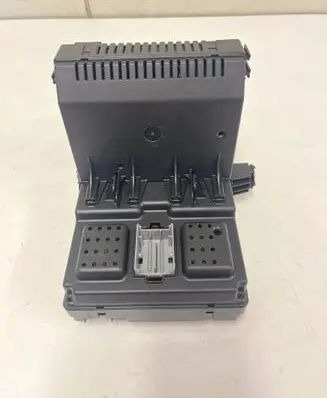 Volvo S60 Fuse module 30786889 07W082 28087583