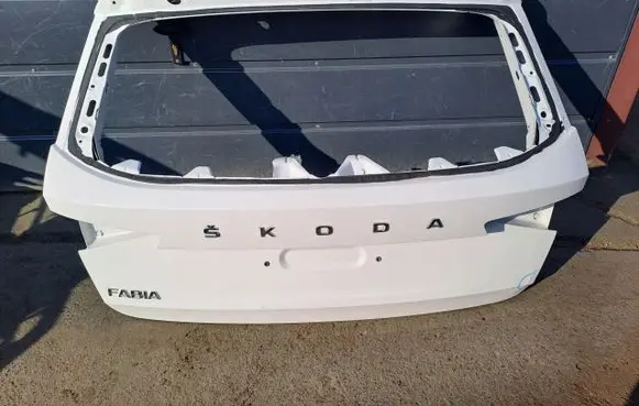 Skoda Fabia Mk2 (5J) Tailgate/trunk/boot lid 6ve