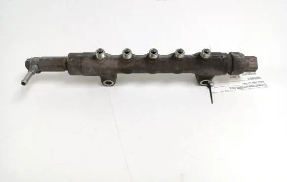 Subaru Legacy Fuel main line pipe 16670AA010