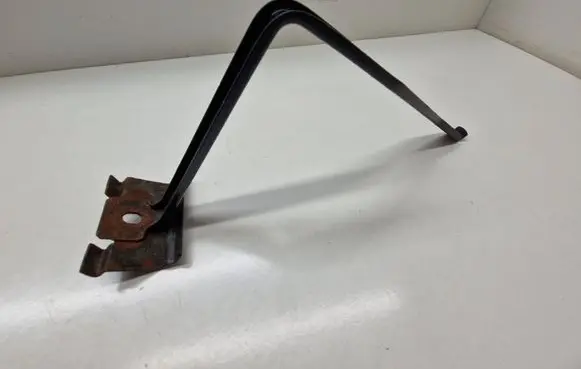 Buick Encore I Battery bracket 