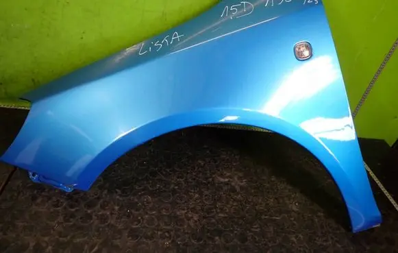 Skoda Roomster (5J) Fender