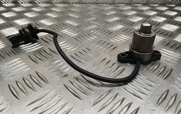 Opel Astra H Oil level sensor 55352616