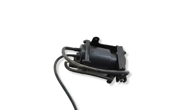 Nissan Note (E12) Fuel filter housing 