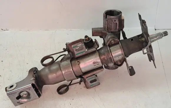 Toyota Avensis T250 Steering wheel axle 4525005620