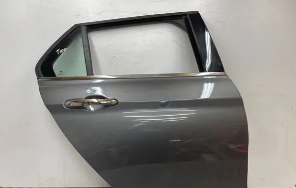 Fiat Tipo Rear door 