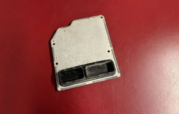 Cadillac SRX Engine control unit/module 24232187 5WK33520DP