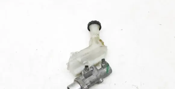 Renault Modus Master brake cylinder 8200304084A