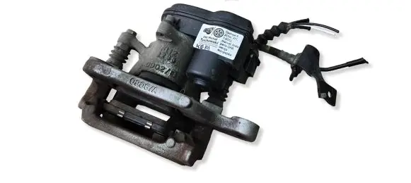 Nissan Qashqai Rear brake caliper 