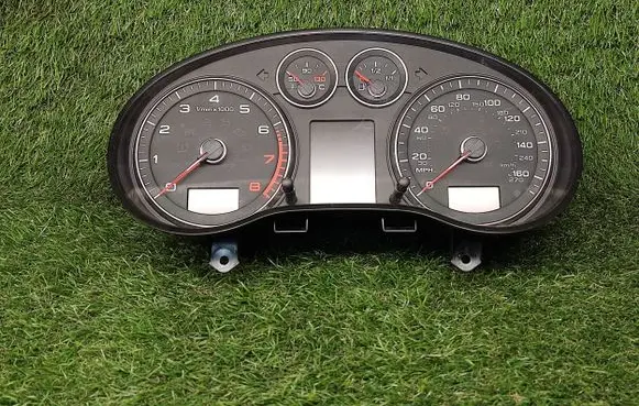 Audi A3 S3 8P Speedometer (instrument cluster) 8P0920982E
