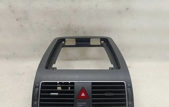 Volkswagen Touran II Dash center air vent grill 1T1819728
