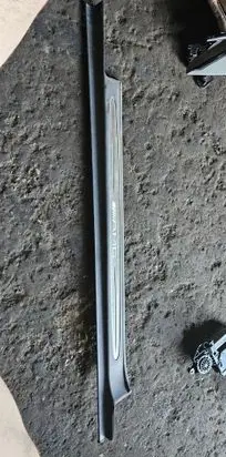Mercedes-Benz CLK A209 C209 Front sill (body part) brak