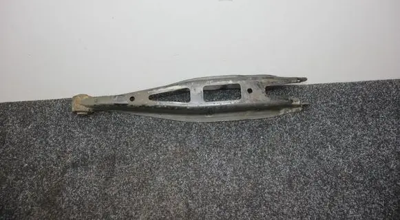 Subaru Forester SJ Rear upper control arm/wishbone 000000