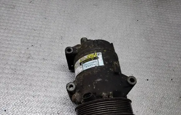 Renault Megane II Air conditioning (A/C) compressor (pump) 8200309193