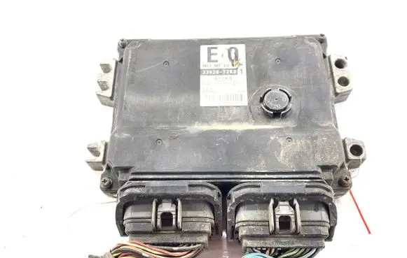 Suzuki Swift I Engine control unit/module ECU 3392072K01