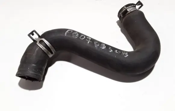 Peugeot 607 Engine coolant pipe/hose