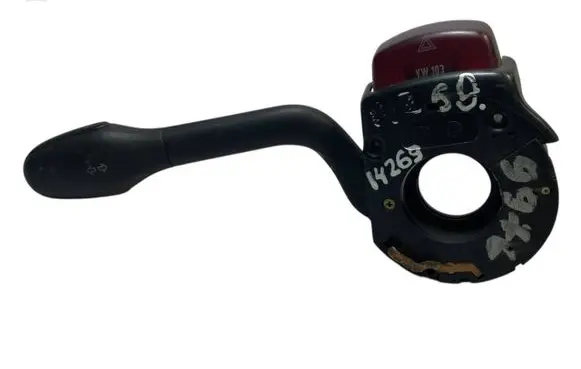 Volkswagen PASSAT B4 Indicator stalk DOTSAEQB91 DOTSAEQC88002