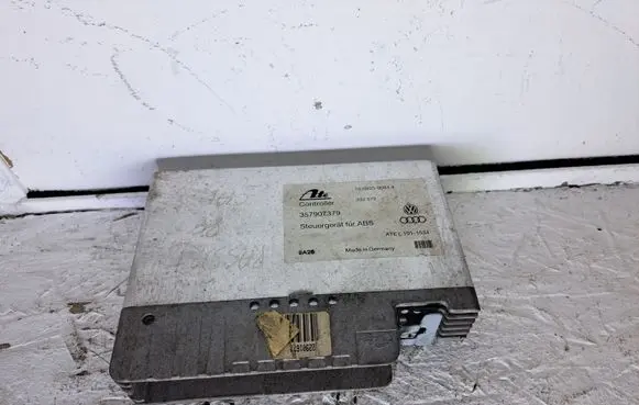 Acura ILX ABS control unit/module 357907379 10093500944 332572