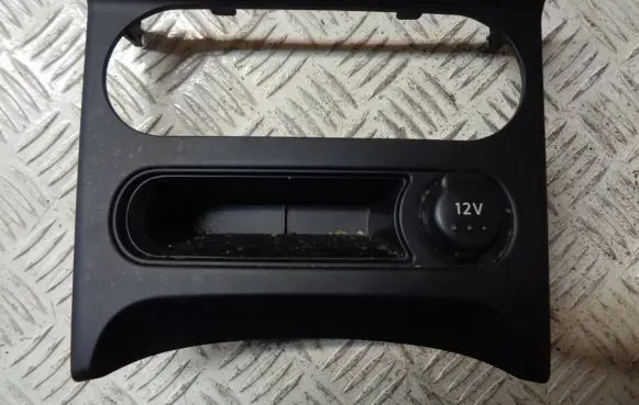 Nissan Qashqai Other dashboard part 27570BR00A