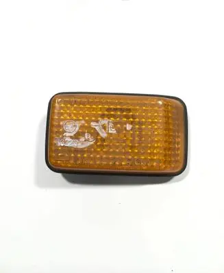 Nissan Patrol Y61 Front fender indicator light E46223