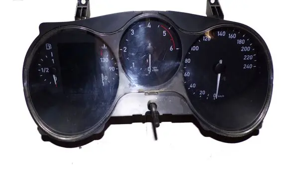 Seat Altea XL Speedometer (instrument cluster) 5P0920840A
