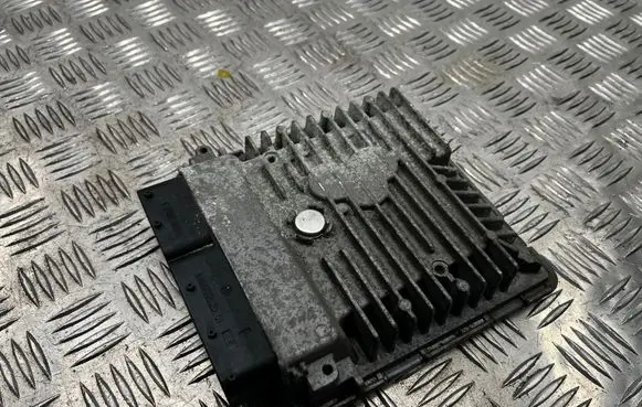Skoda Octavia Mk2 (1Z) Engine control unit/module 03L906023LR 5WP42685AA 03L906023JH