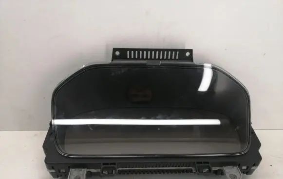 Volvo XC90 Speedometer (instrument cluster) 31499069AA 31499069