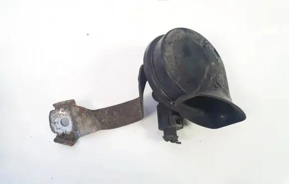 Volkswagen Golf V Horn signal e1000209