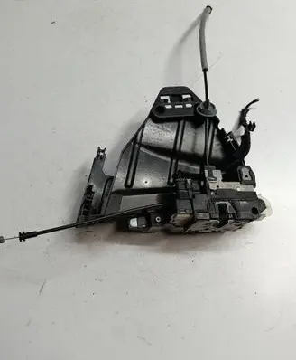 Volvo V40 Front door lock 31391824 140401A11