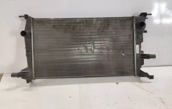 Renault Scenic III - Grand scenic III Coolant radiator 214105150R M153387 RM2062