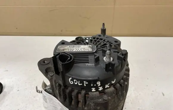 Volkswagen Golf V Generator/alternator 06F903023C 2542695E 605139672