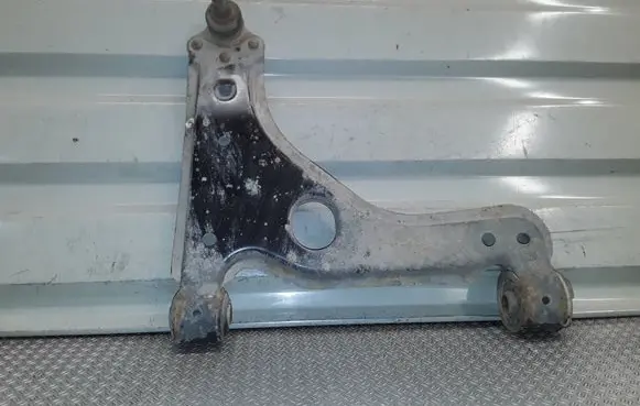 Opel Meriva B Front lower control arm/wishbone 